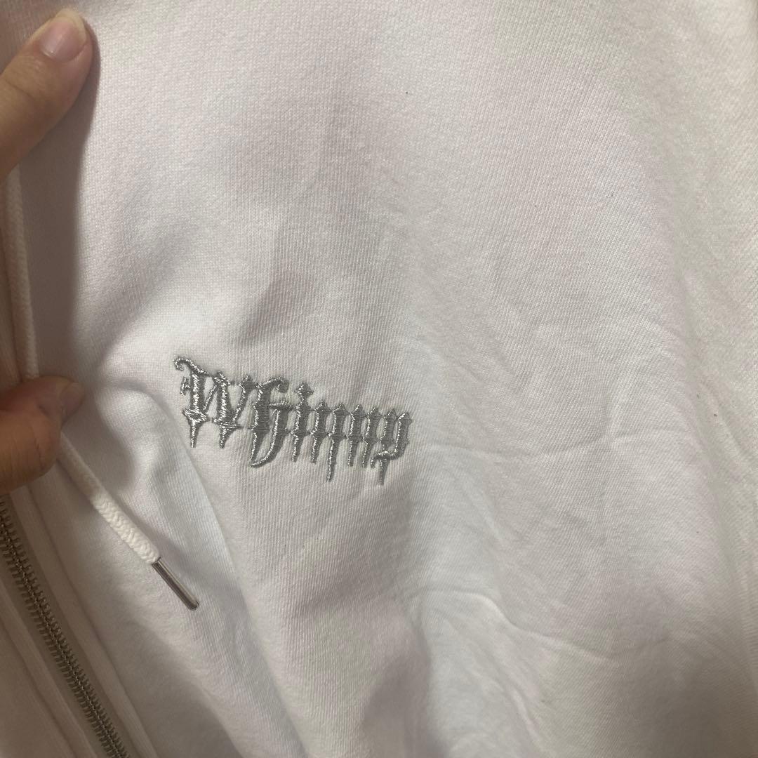 Whinny ジップアップパーカー ホワイト 刺繍の写真3枚目