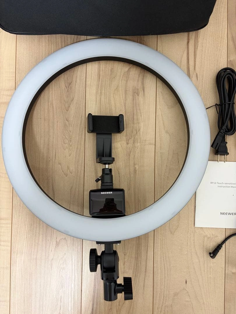 NEEWER RP16 16インチ LEDリングライト リモコン ケース付の写真2枚目