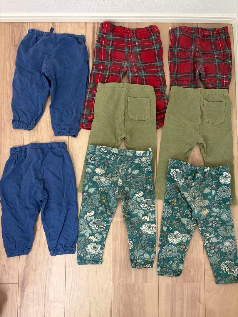 H&M ユニクロ ベビーパンツ 8本 74 80 双子 お揃い まとめ売りの写真2枚目
