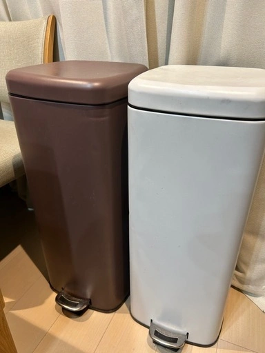 ピュアホワイト&ダークブラウンの写真2枚目