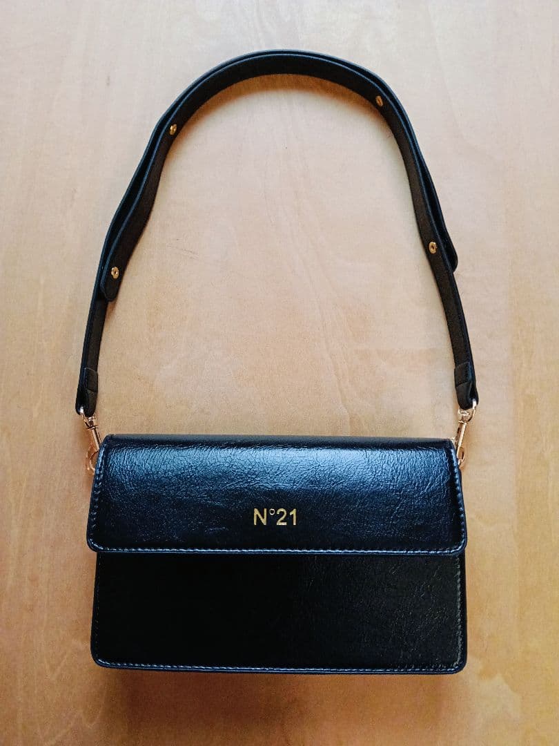 新品　N°21 ヌメロ ヴェントゥーノ2way ショルダーバッグ