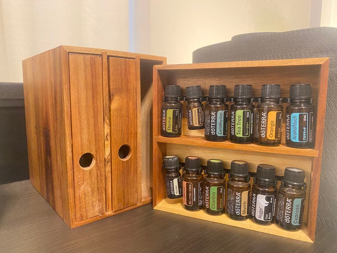 【超希少！廃盤】ドテラ doterra アロマオイル36本収納 ウッドボックスの写真4枚目