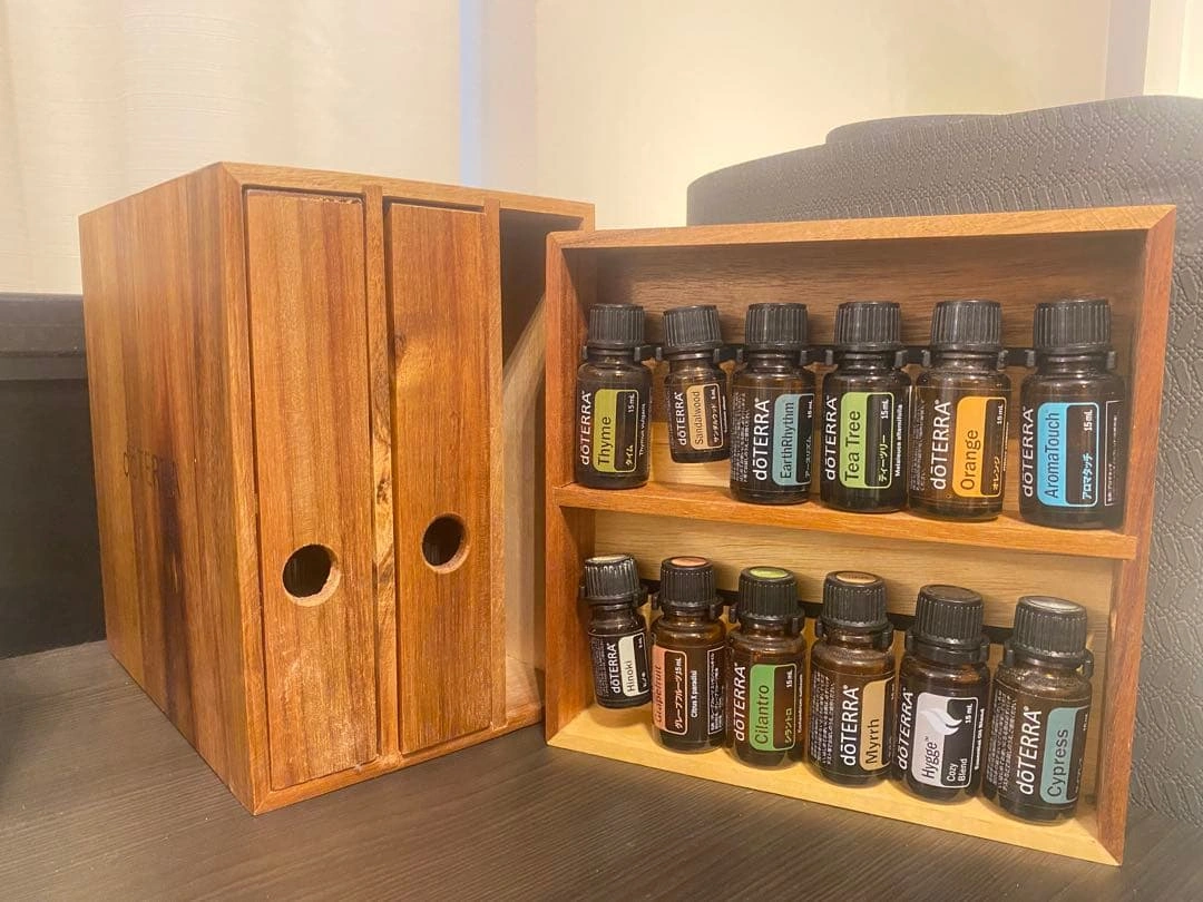 【超希少!廃盤】ドテラ doterra アロマオイル36本収納 ウッドボックスの写真4枚目