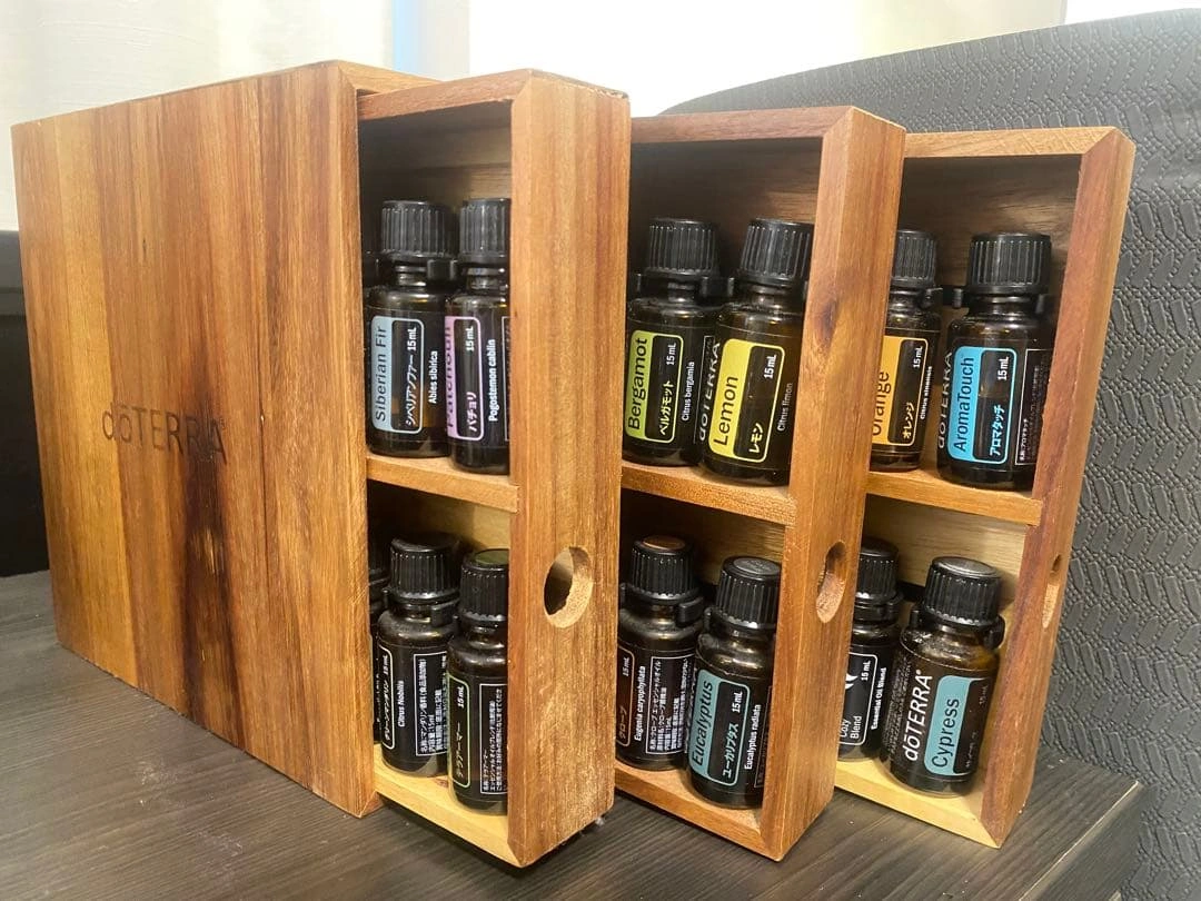 【超希少!廃盤】ドテラ doterra アロマオイル36本収納 ウッドボックスの写真5枚目