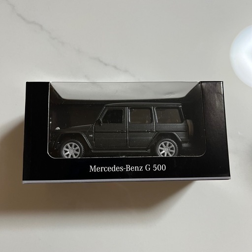 メルセデスベンツG500とプリウスPHVプルバックカーの写真4枚目