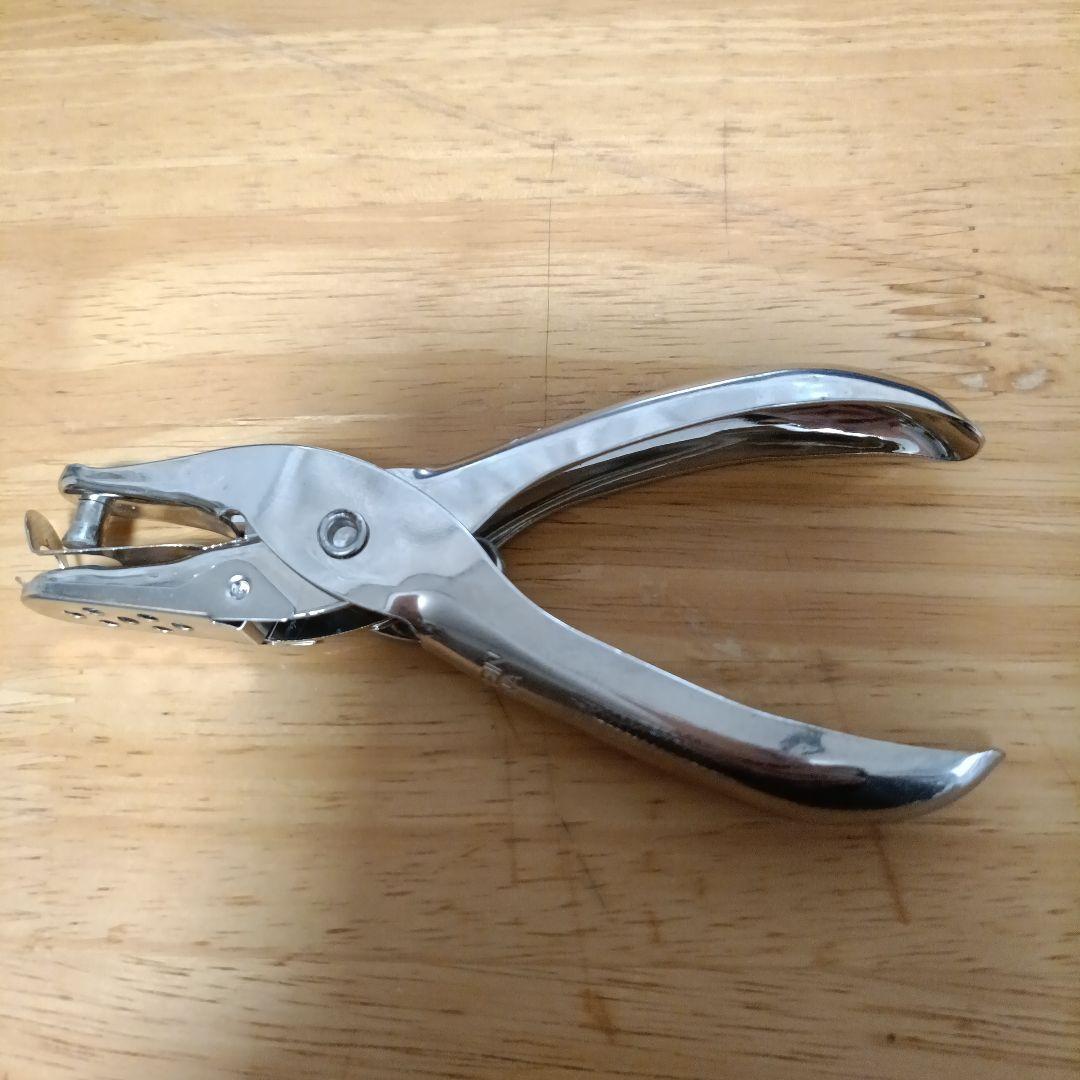 １穴パンチ ハンドパンチ 穴あけパンチ 事務用品