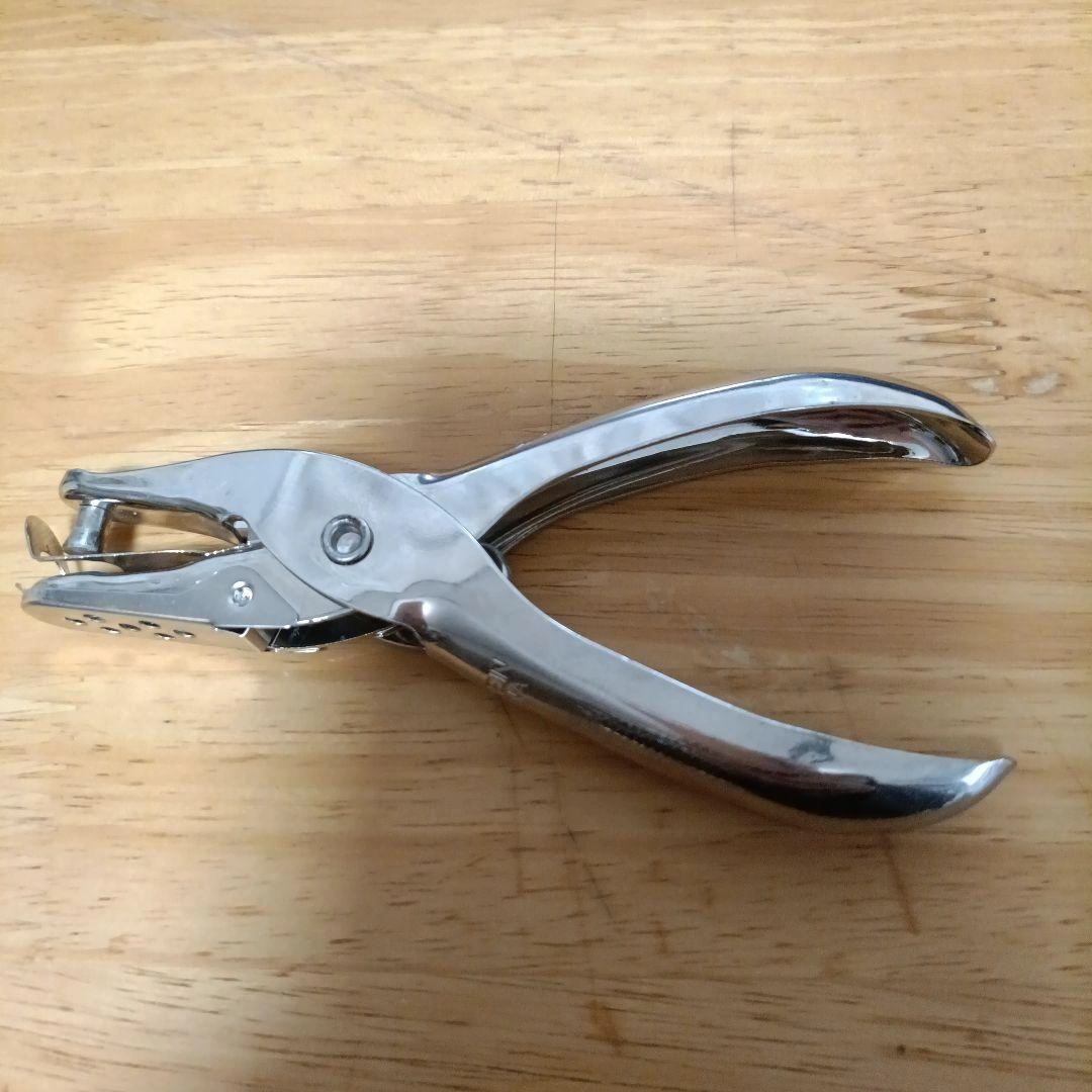 1穴パンチ ハンドパンチ 穴あけパンチ 事務用品