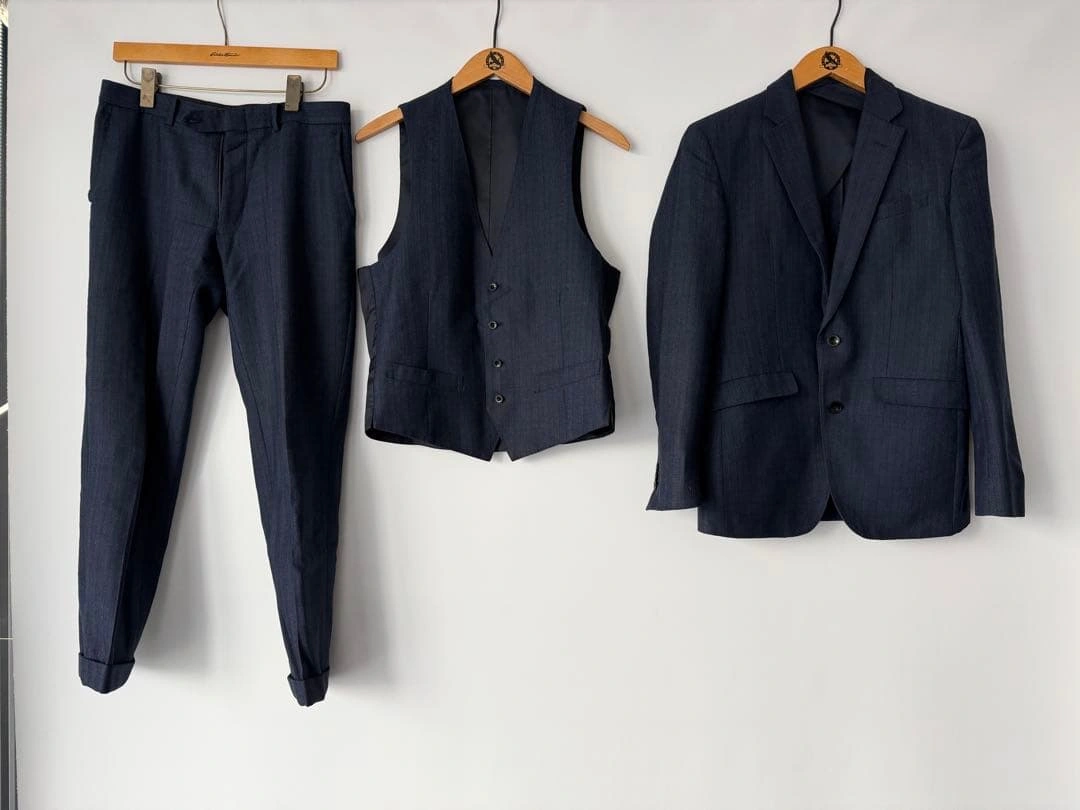 SUITSELECT(スーツセレクト)ビジネススーツ 3Pセットの写真2枚目