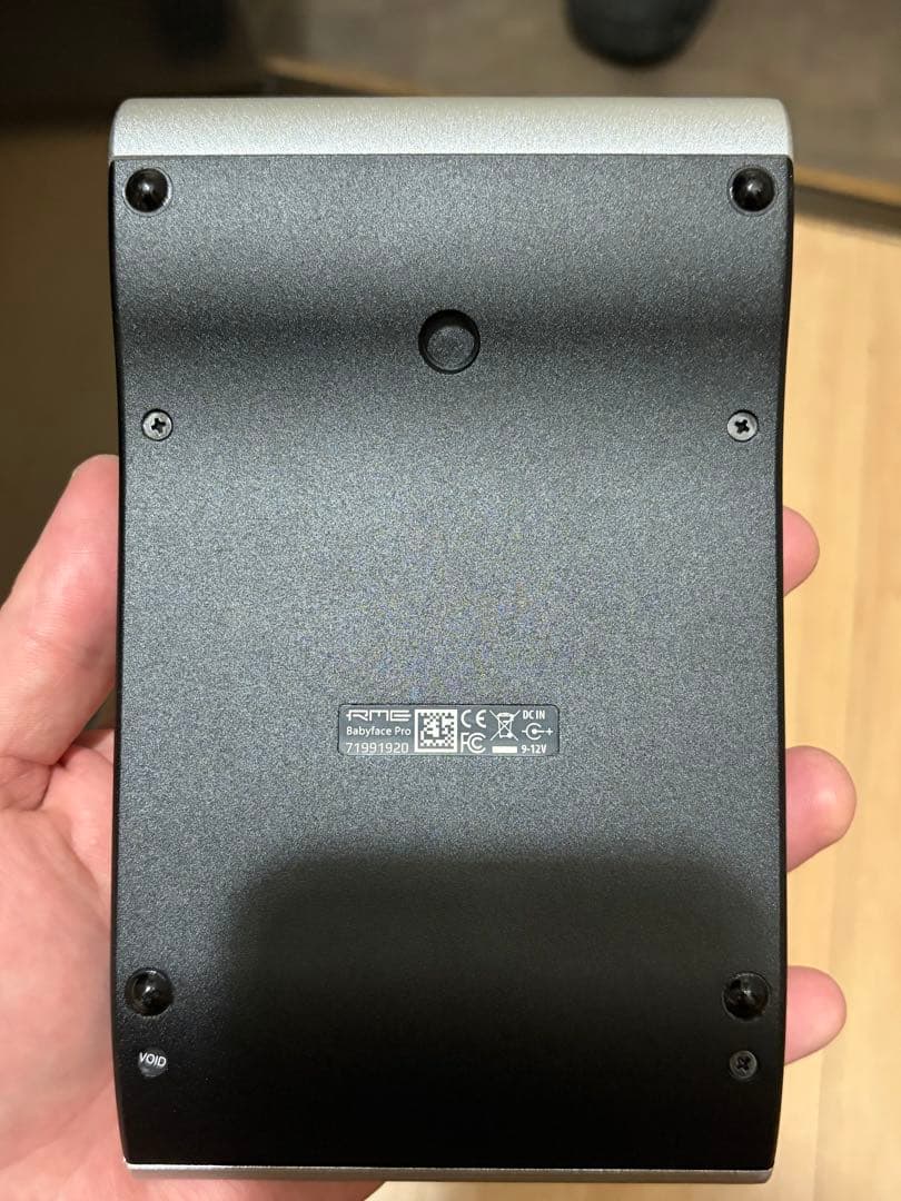 RME Babyface Pro オーディオインターフェイス 本体の写真6枚目