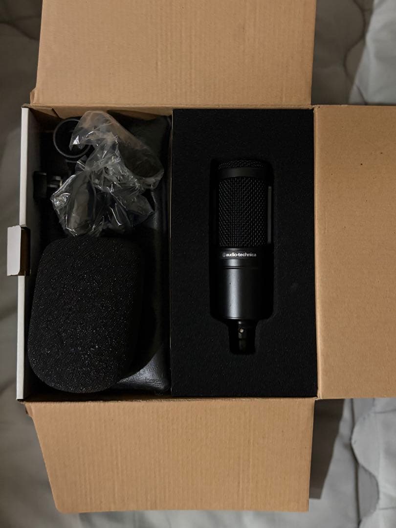 audio-technica AT2020 コンデンサーマイクの写真2枚目