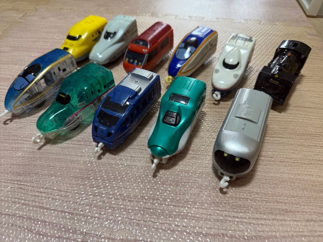 【10/5処分予定】プラレール 車両 他 大量セット まとめ売りの写真2枚目