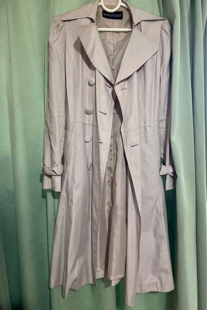 eblouissant エブルイサント トレンチコート 薄いピンクの写真2枚目