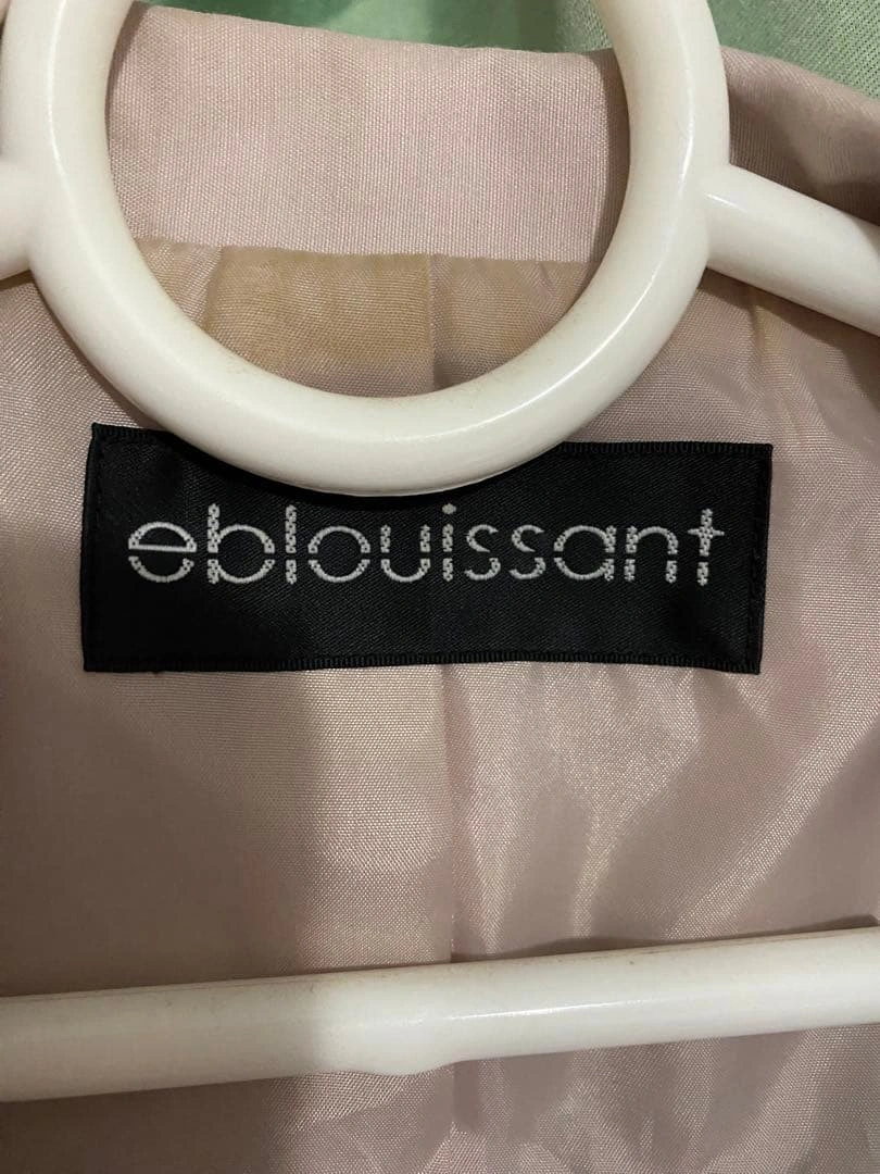 eblouissant エブルイサント トレンチコート 薄いピンクの写真5枚目