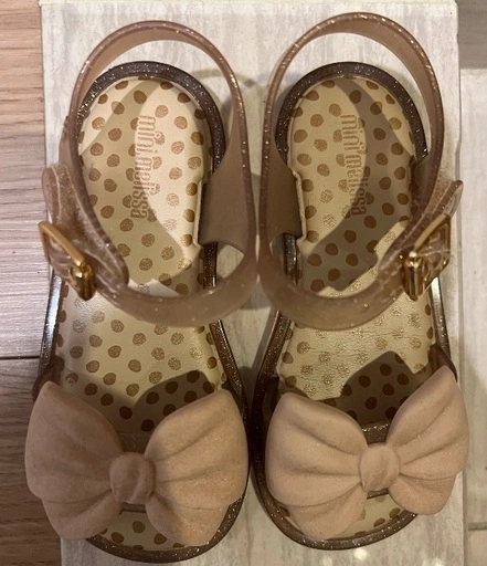 mini melissaのサンダルの写真2枚目