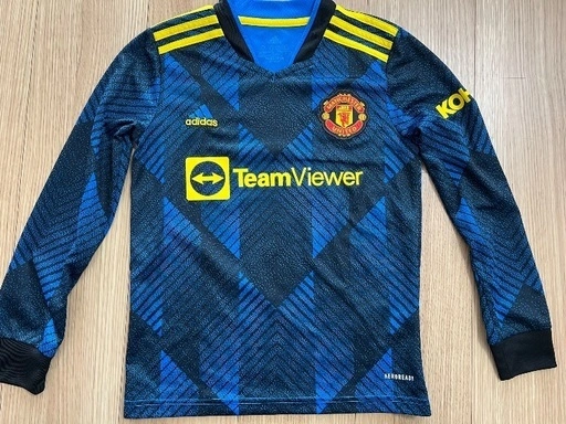 MANCHESTER UNITED(マンチェスターユナイテッド)のユニフォームの写真2枚目