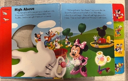 英語絵本「Mickey Mouse ClubHouse Carryalong Treasury」の写真2枚目
