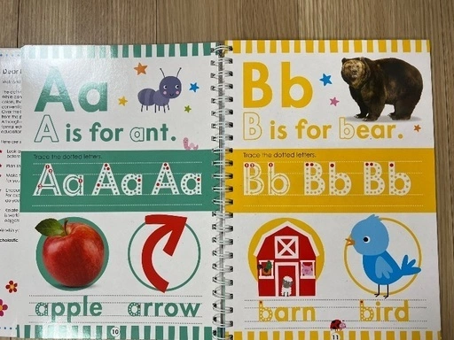 英語のワークブック(全79ページ)の写真3枚目