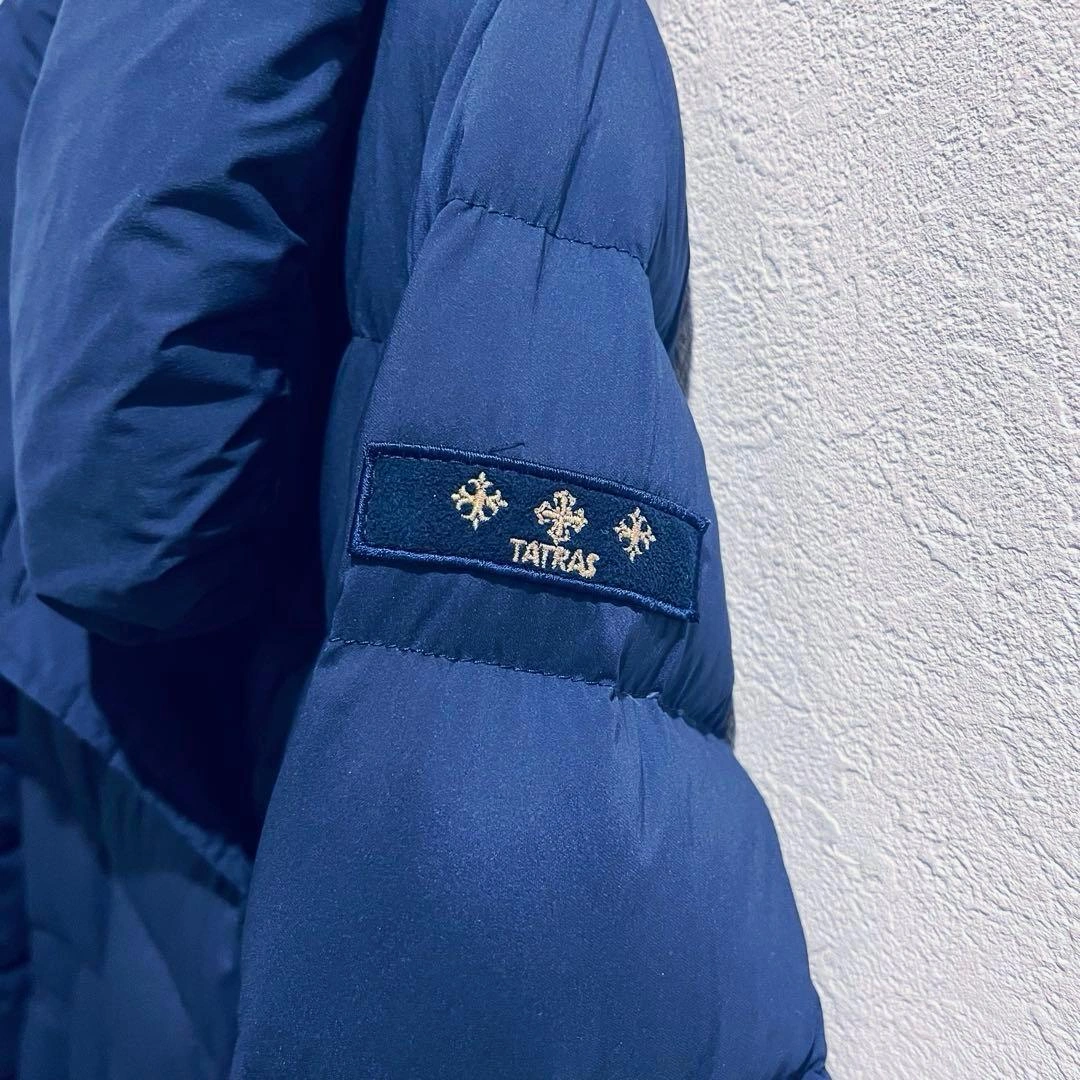 TATRAS タトラス ショールカラー ダウンコート ベルト付き ネイビー 02の写真3枚目