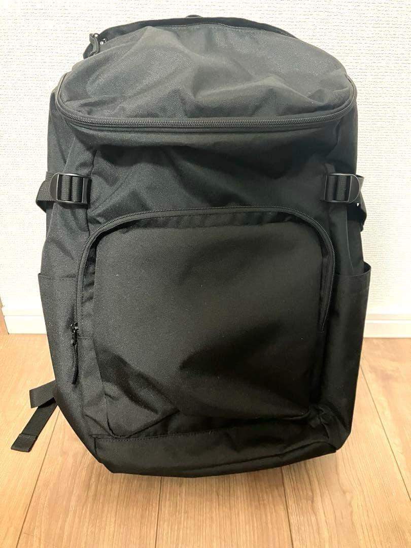無印良品 肩の負担を軽くする 撥水 上から開く リュックサック 黒