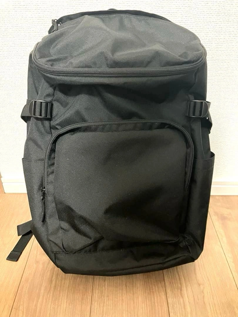 無印良品 肩の負担を軽くする 撥水 上から開く リュックサック 黒
