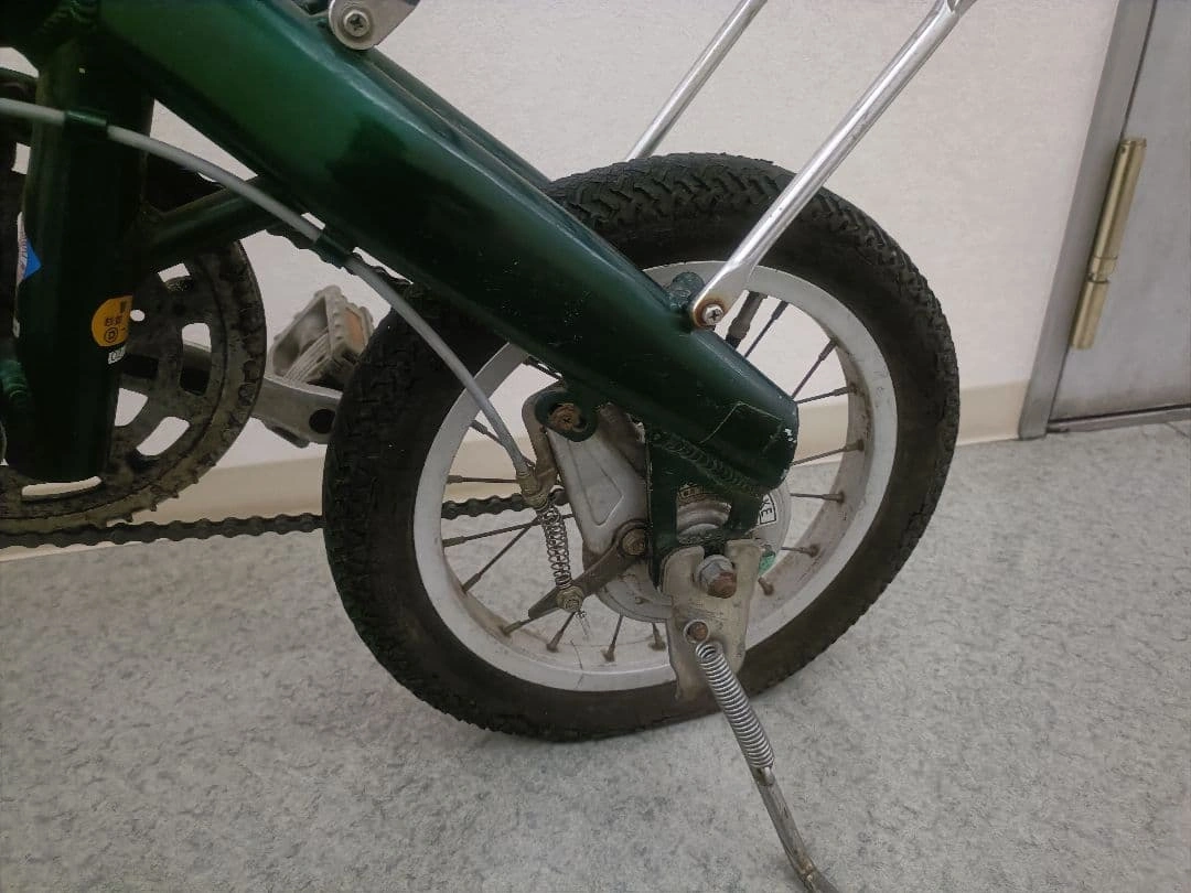ルイガノ14インチ折りたたみ自転車ミニベロ渋谷区リアキャリアキャスター付訳ありの写真7枚目