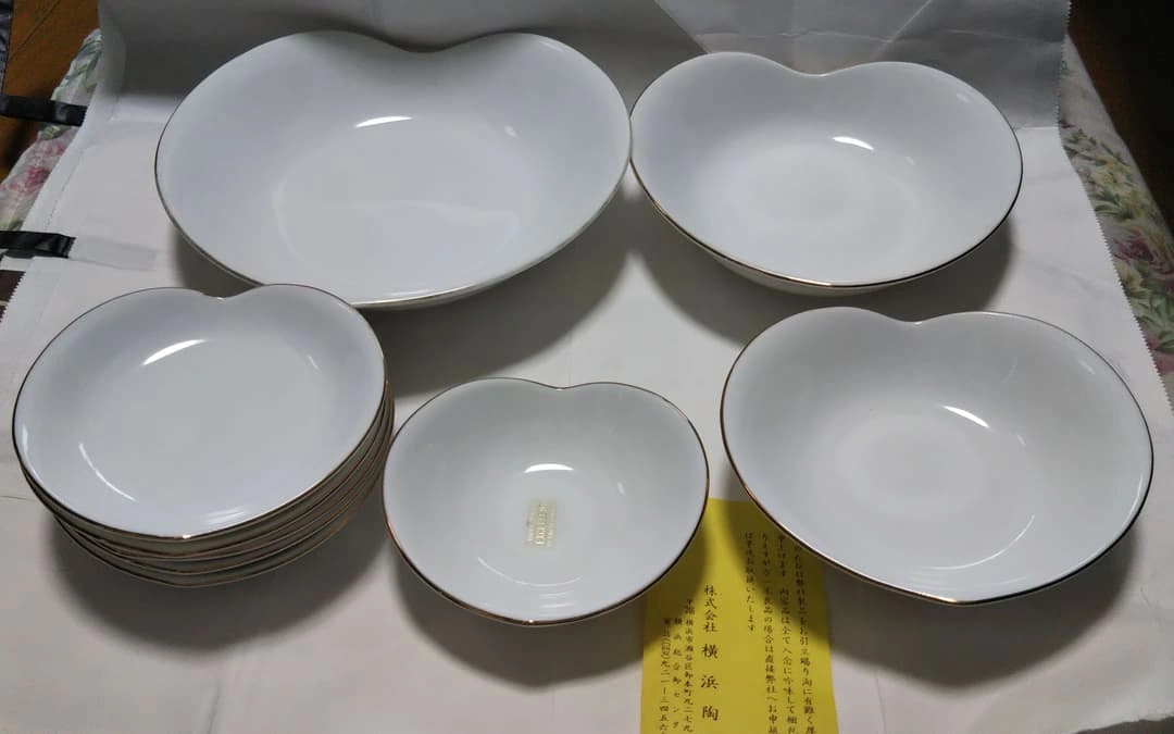 横浜陶苑 花びらお皿セット