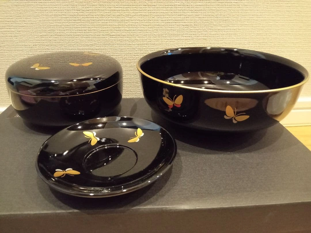 ハナエモリしっきシック 茶菓セットの写真3枚目