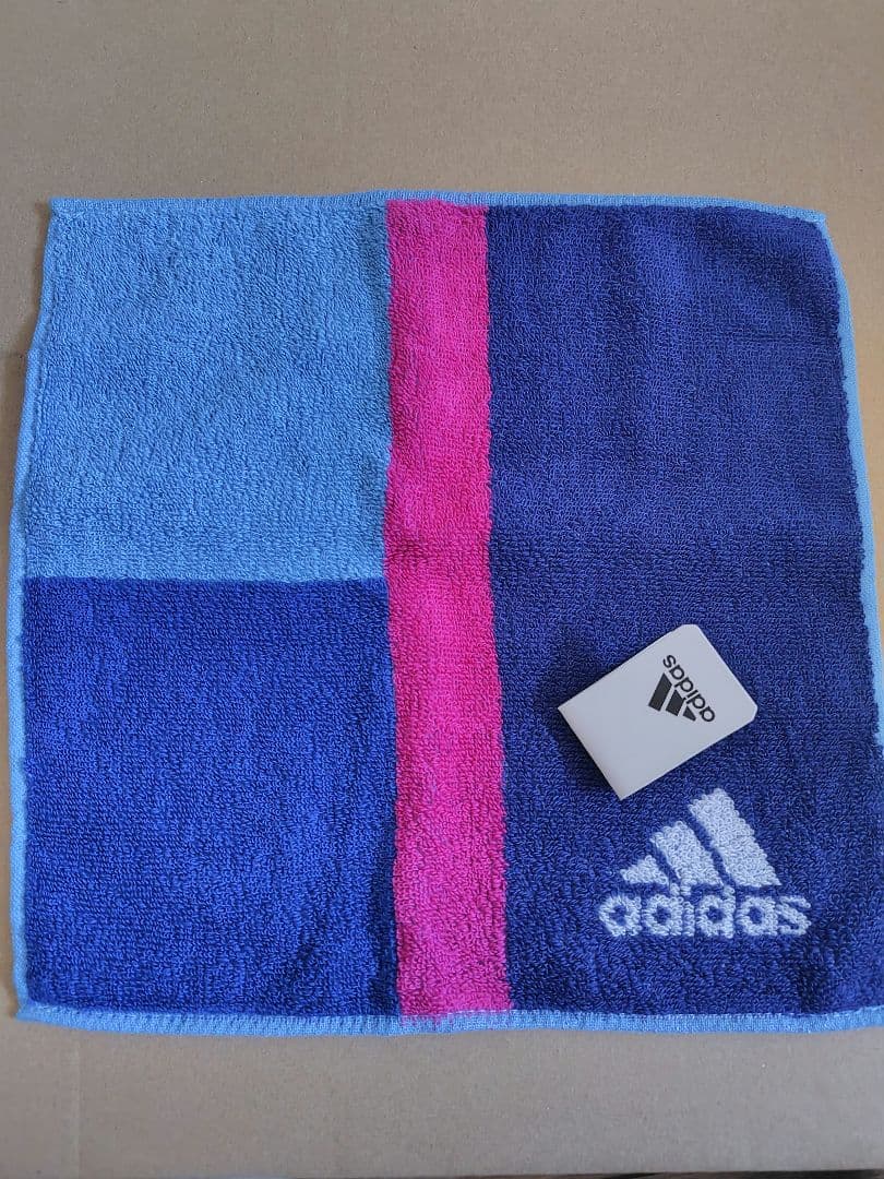 adidas タオルハンカチ S1001