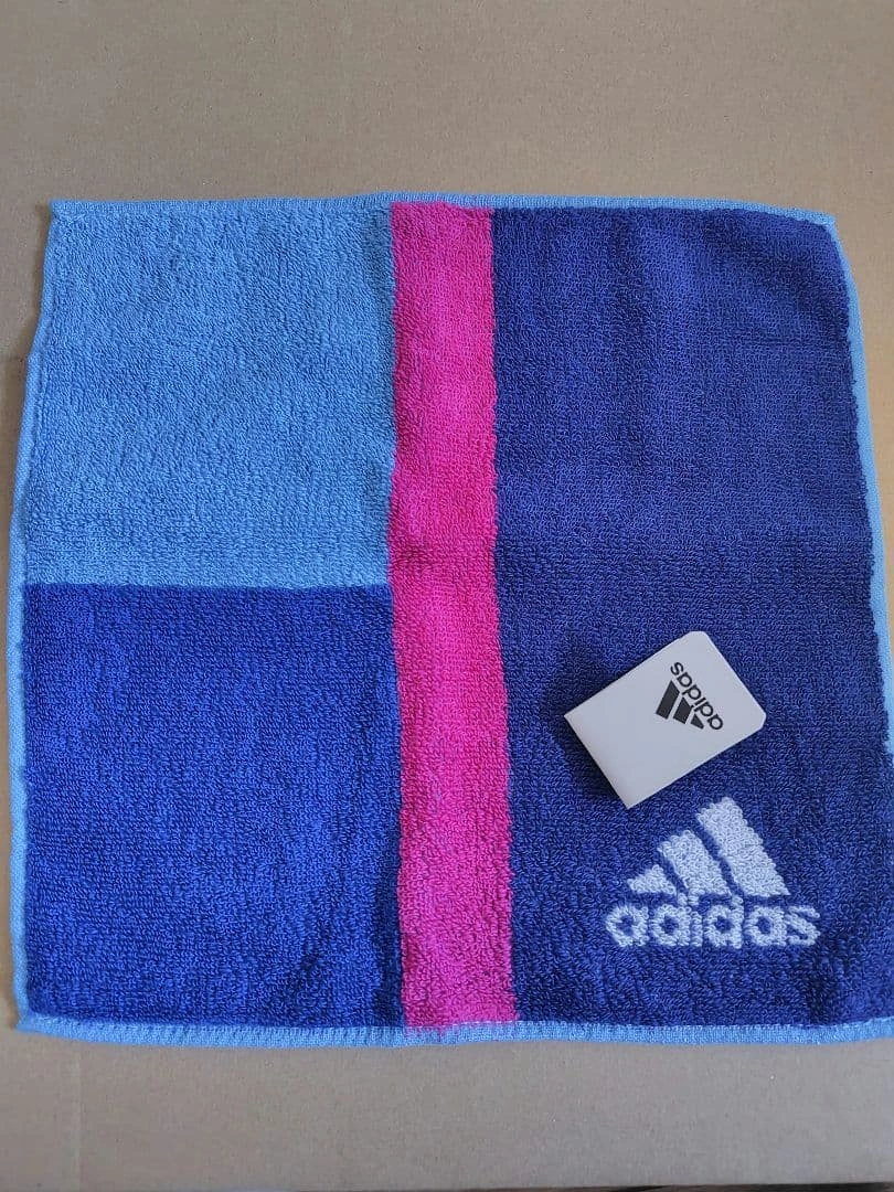 adidas タオルハンカチ S1001