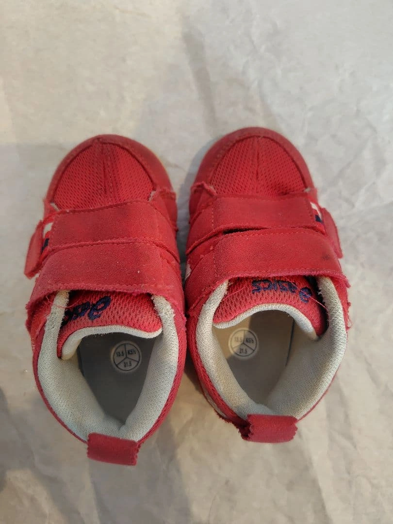 ASICSスクスクファーストスニーカー13.5cmの写真3枚目