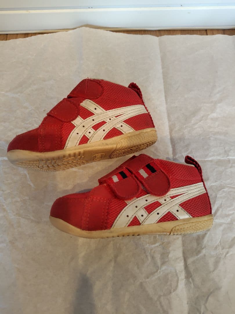 ASICSスクスクファーストスニーカー13.5cmの写真4枚目