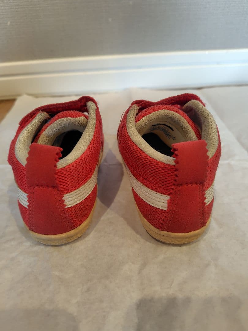 ASICSスクスクファーストスニーカー13.5cmの写真6枚目