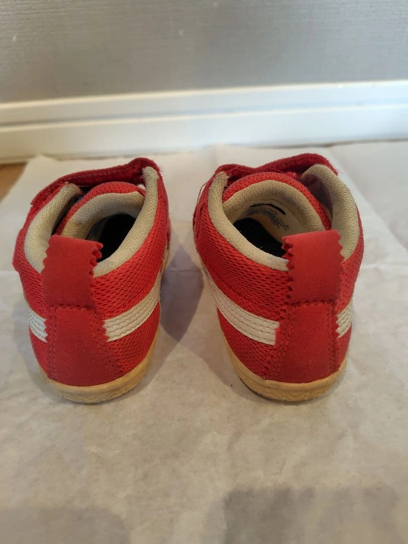 ASICSスクスクファーストスニーカー13.5cmの写真6枚目