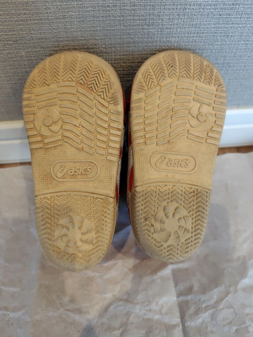 ASICSスクスクファーストスニーカー13.5cmの写真8枚目