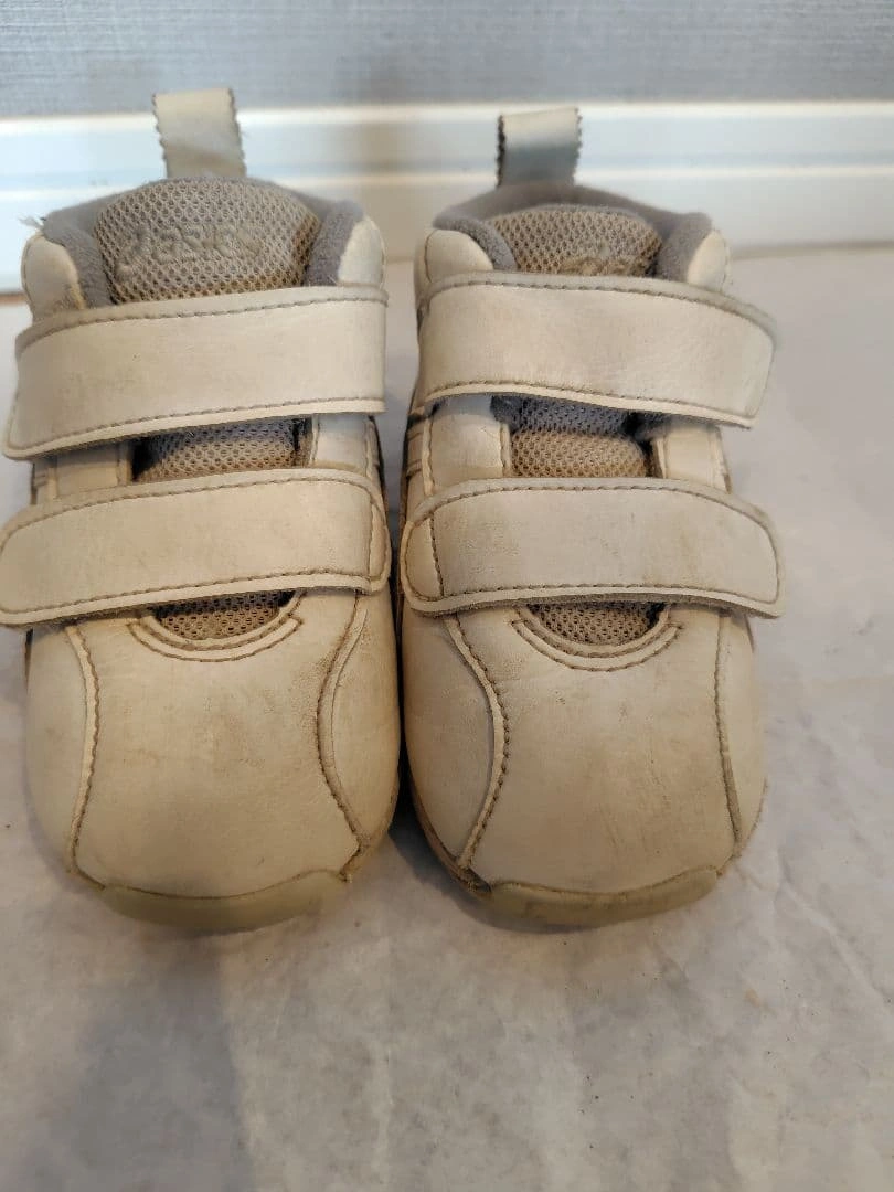 ASICSスニーカー14.5cmの写真2枚目