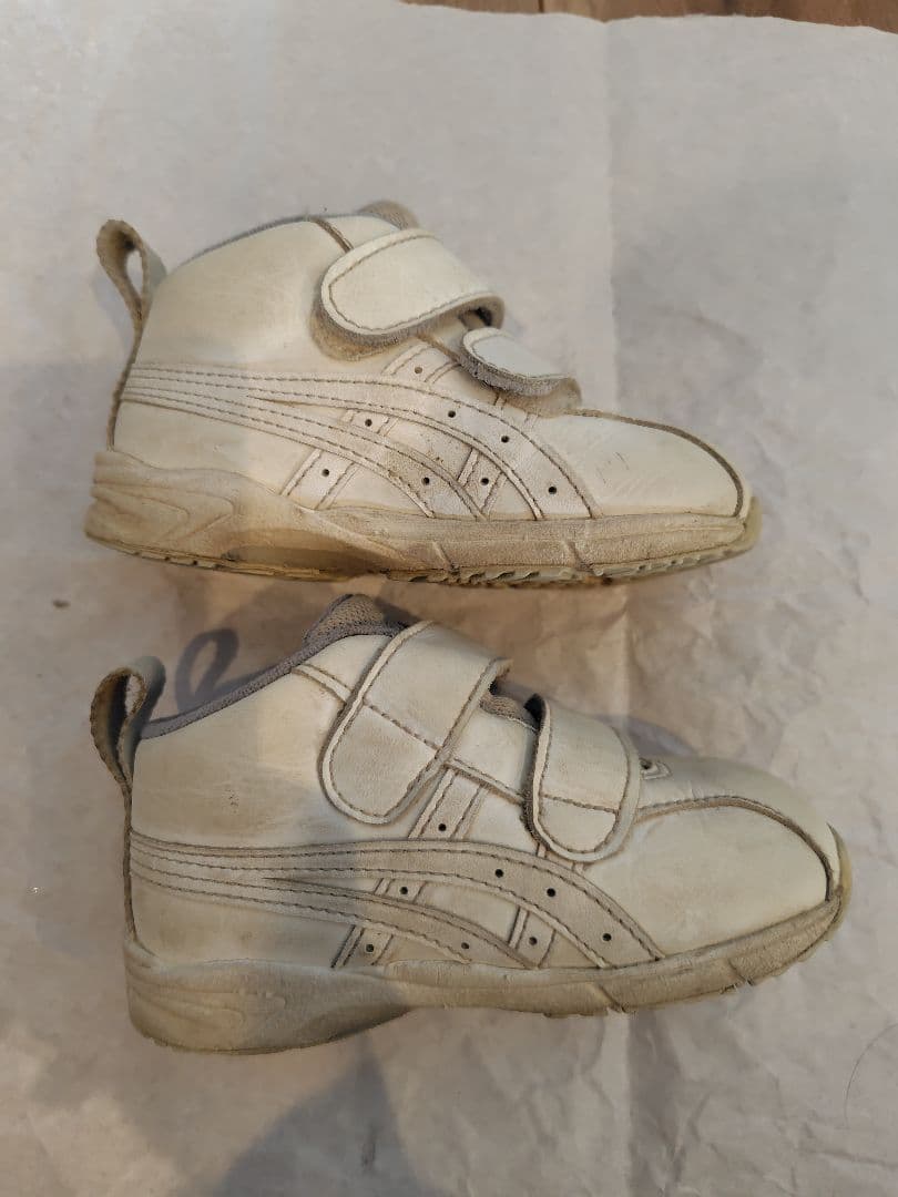 ASICSスニーカー14.5cmの写真5枚目