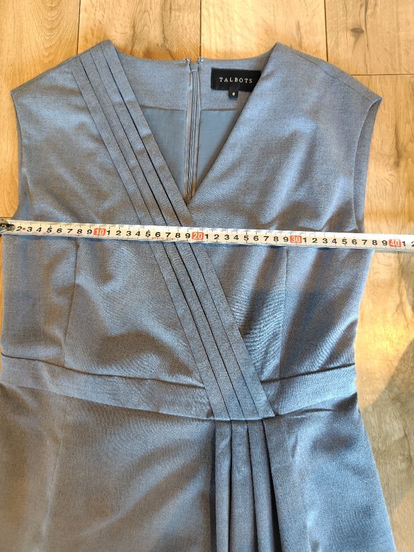 Talbots ブルーグレー ノースリーブ ワンピースの写真9枚目