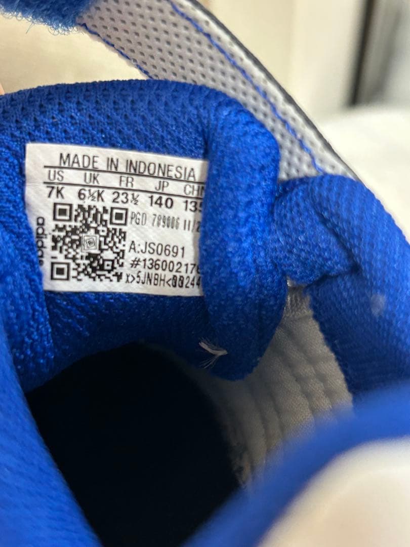 adidas 青 スニーカー 14cm 新品未使用の写真6枚目