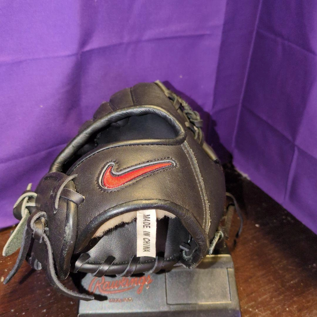超希少★屋外未使用品★ナイキ 軟式 内野手用 DPRO1125J NIKEの写真9枚目