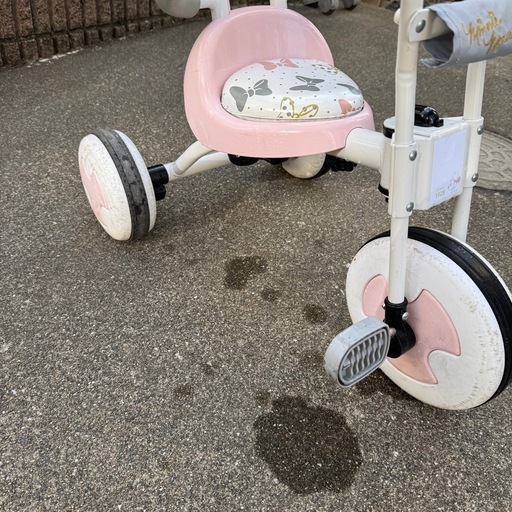 【格安✨】ミニーちゃん　三輪車の写真2枚目