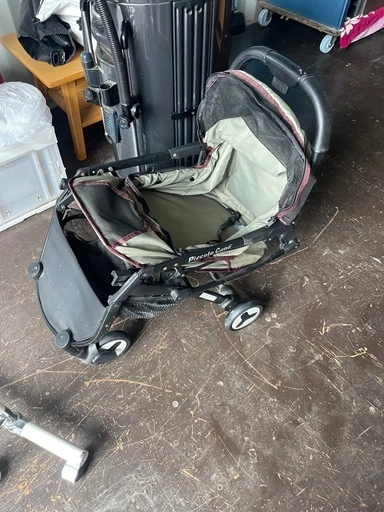 ピッコロカーネ(Piccolo Cane)のペットカート BENE(ベーネ)折りたためる 軽量ペット用バギーの写真3枚目