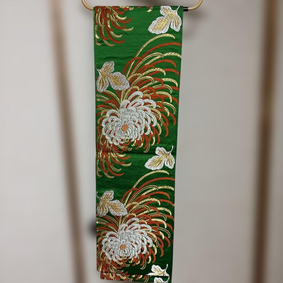 【華やか】正絹 袋帯 鮮やか緑地 大菊 糸菊 金糸 銀糸 振袖 成人式 レトロ