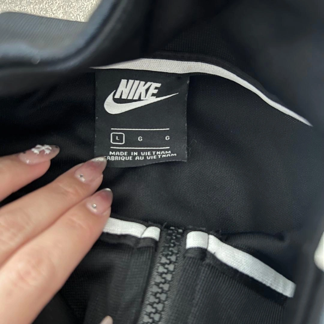 NIKE ジャージ上下セット ブラック ホワイトの写真8枚目