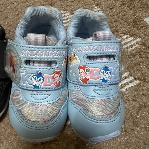 ベビーシューズ 2足セット 13cm（コンバース＆アンパンマン）の写真3枚目