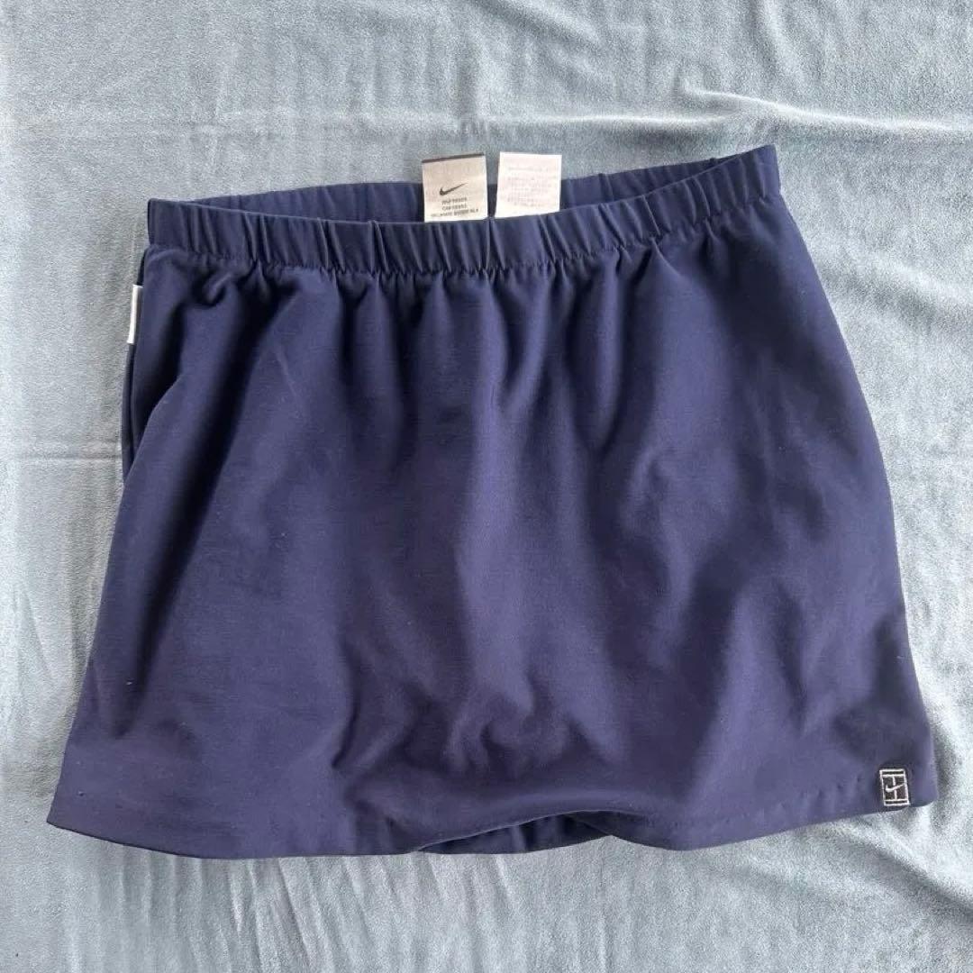 【美品】NIKE ナイキ スコート L ネイビー インナーパンツ付 レディースの写真2枚目