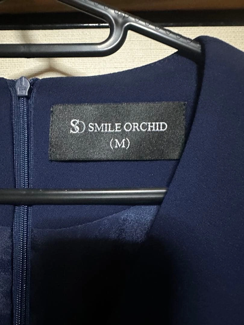 【新品】SMILE ORCHID ワンピース M ネイビー フォーマル 結婚式の写真3枚目