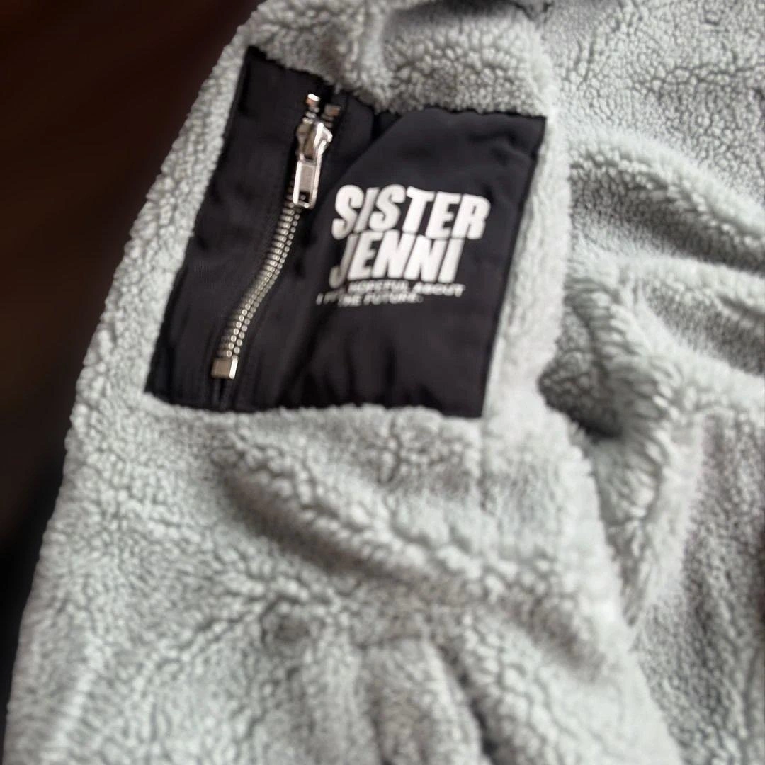 SISTER JENNI リバーシブル ブルゾン ブラックの写真4枚目