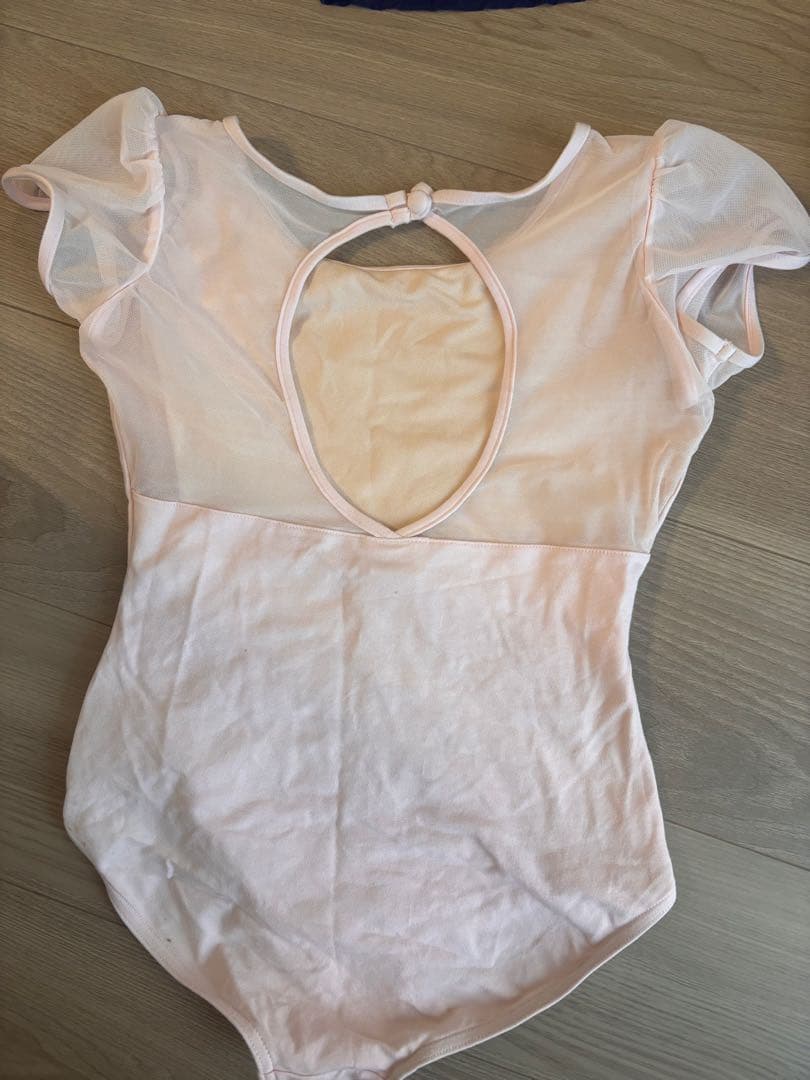 Capezio 子どもバレエレオタード スカートセット ピンク 130cmの写真2枚目