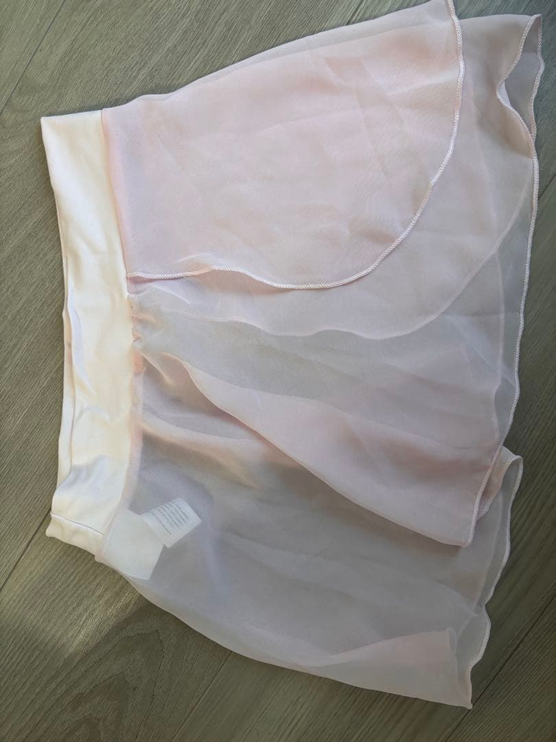 Capezio 子どもバレエレオタード スカートセット ピンク 130cmの写真3枚目