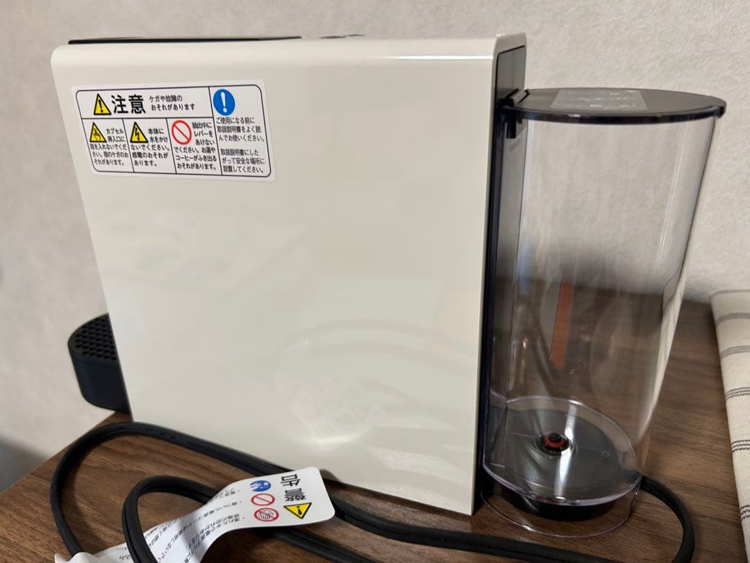 Nespresso Essenza Mini カプセルホルダー付き 2022年製の写真2枚目